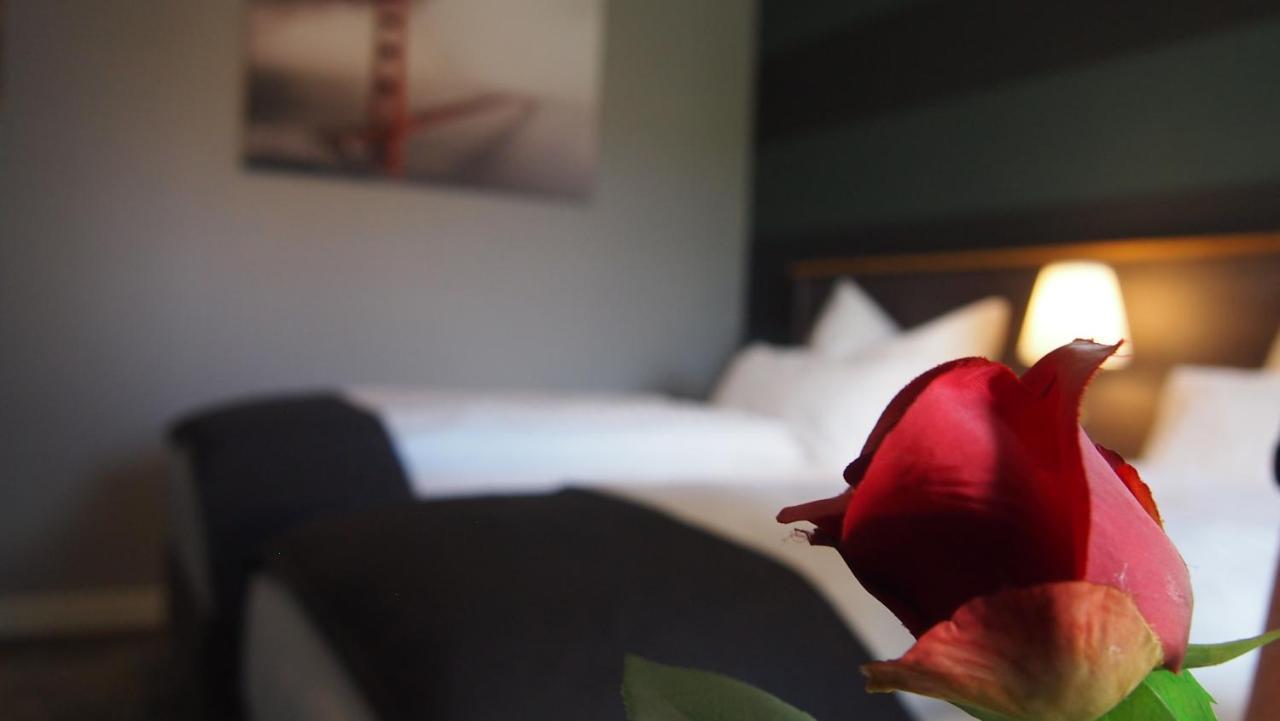 Hotel Garni Am Schloss Kottenheim 外观 照片